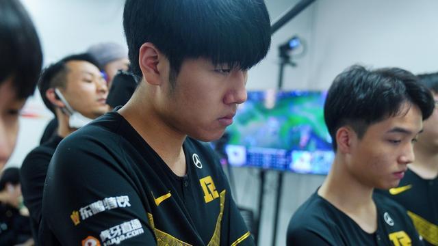 足球爱好者 足球爱好者